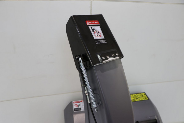 Снегоуборщик бензиновый VILLARTEC WB 1176E