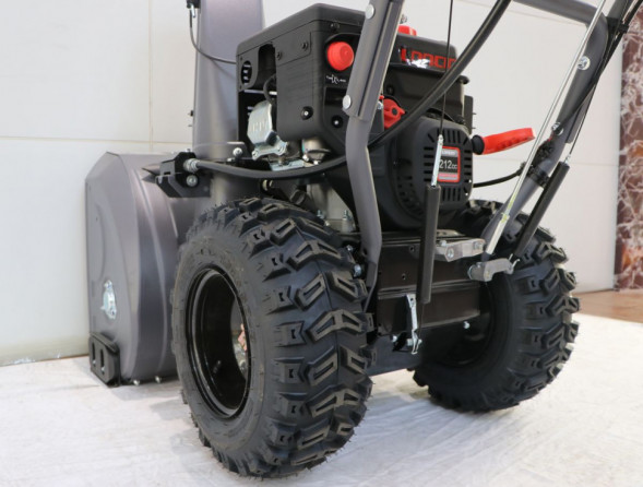 Снегоуборщик бензиновый VILLARTEC WB 7066E